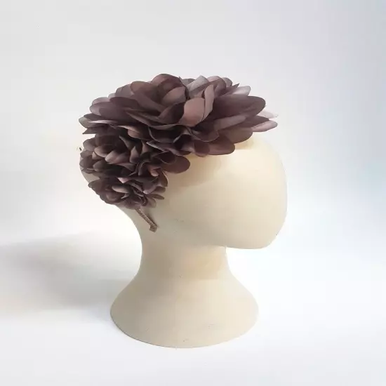 Chrysanthemum Flower Fascinator