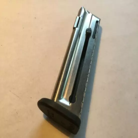 Walther P22 .22LR Magazine 10 rounds Preowned Nice Condition !!