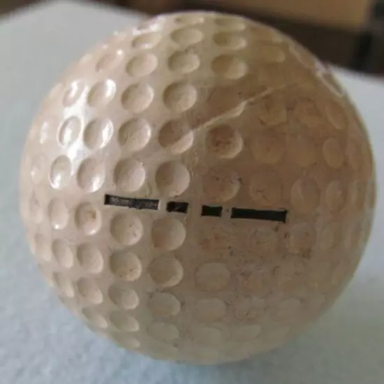 SPALDING DASH GOLF BALL-DASH DOT DOT DASH WITH GEER PATENT COVER & NEEDLED NICE