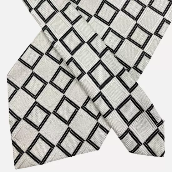 Bachrach White Black Cubes Squares Geometric Italian Silk Tie Men's 4" x 59"