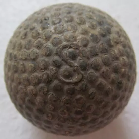 VINTAGE SILVERTOWN LARGE S GOLF BALL CIRCA 1908-1918 ONE LIGHT STRIKE MARK