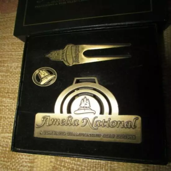 AMELIA NATIONAL FLORIDA GOLF COURSE DIVOT TOOL, BALL MARKER, BAG TAG MINT IN BOX