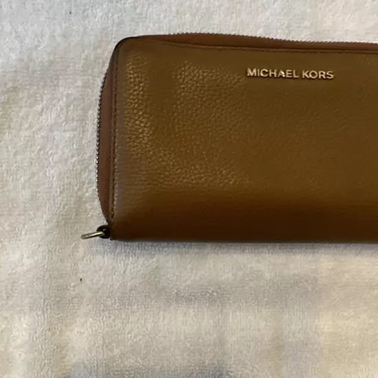 Michael Kors Jet Set Bi-Fold Brown Leather Wallet