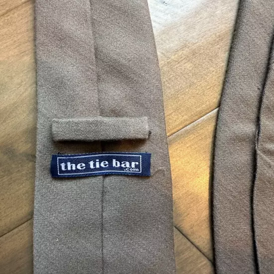 Gray the tie bar Tie 100% Silk Made in USA 57"