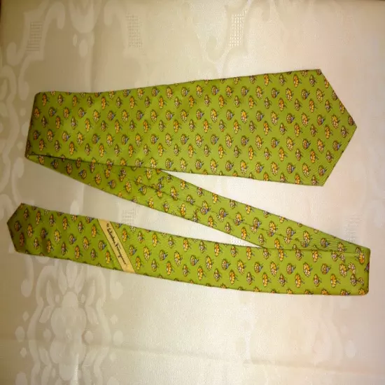 Salvatore Ferragamo Yellow Green 100% Silk Floral Daisy Print Neck Tie