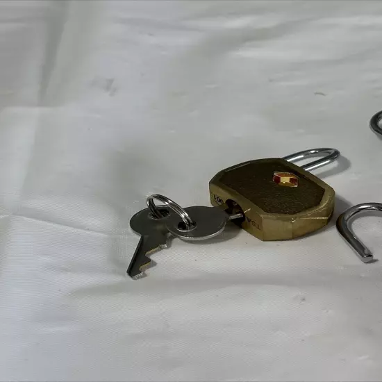 Four Padlocks w/ keys brass black 007 & 001 TSA Accepted Set of 4 Box 6a