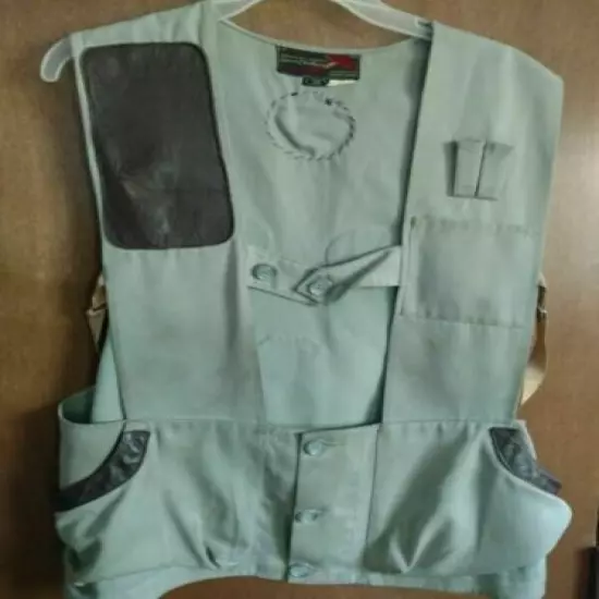 Vtg 60s 10X Hunting Vest With Patches Size 38 Remington Trap , Winchester Patch