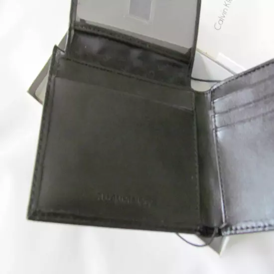 NWB Calvin Klein Black Leather Passcase Wallet and Key Fob Set $45