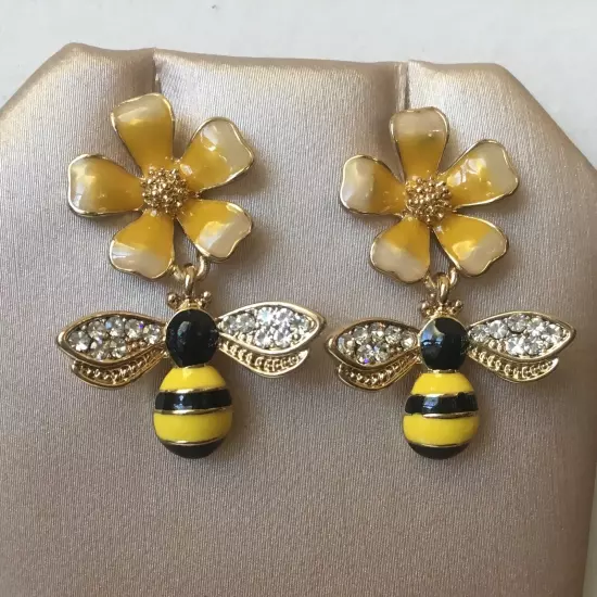 Bumble Bee & Flower Drop Dangle Earrings Gold Tone & Enamel