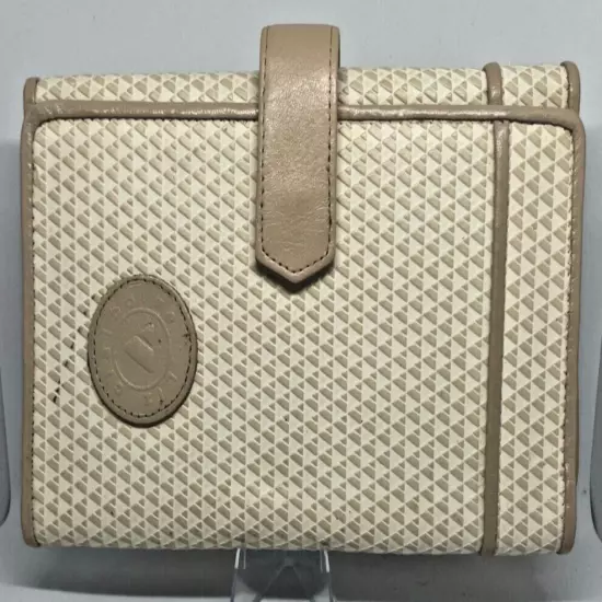 Liz Claiborne Check Book Wallet