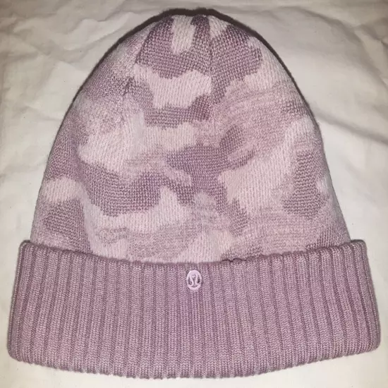 Lululemon pink knit lined beanie womens one-size