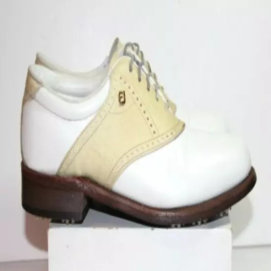 Women's FOOT JOY CLASSICS 90106 Calfskin Leather White Golf Cleats Size 8 AA