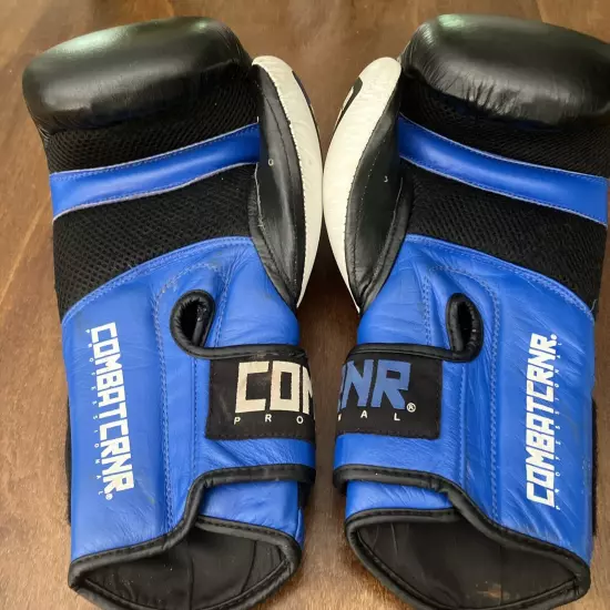 Combat Corner – S Class Boxing Glove men And Woman.