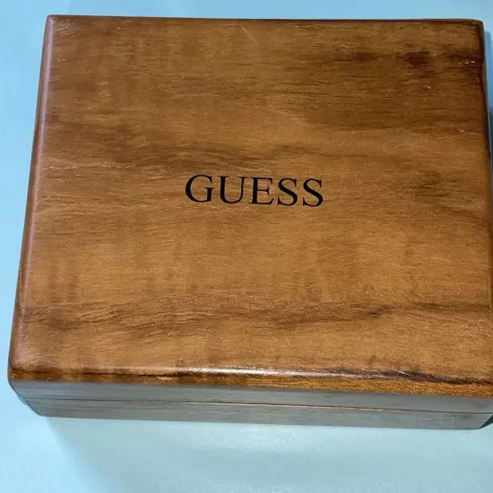 GUESS Men's Genuine Leather BILLFOLD Wallet Valet ~ BLACK- Wooden Box Case, NEW