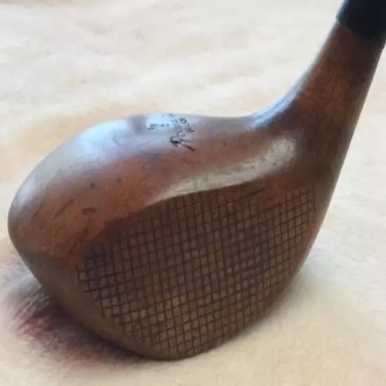 Wilson ROUND UP Wood headed Driver With Cross Hatch Face, Pyratone Shaft