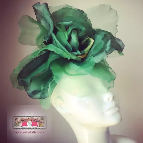 Christmas Fascinator Derby Hat Green Silk Holiday Cocktail Hat Melbourne Cup