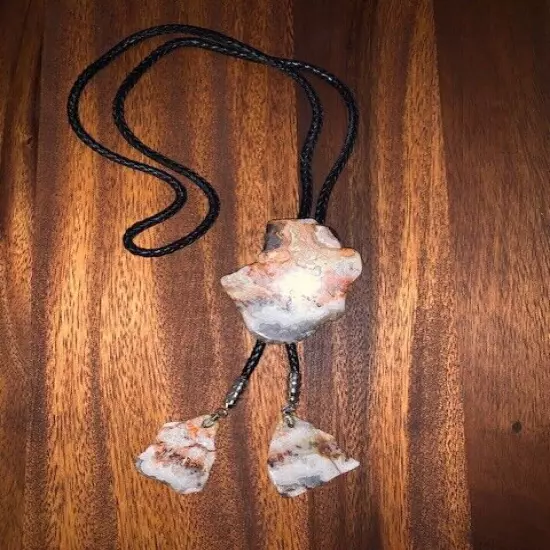 Vintage Country Western Polished Crazy Lace Agate Stone Bolo Tie Jewelry