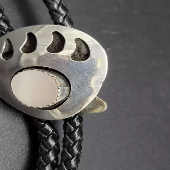 Vintage Navajo Sterling Silver MOTHER of PEARL BEAR PAW Bolo Tie