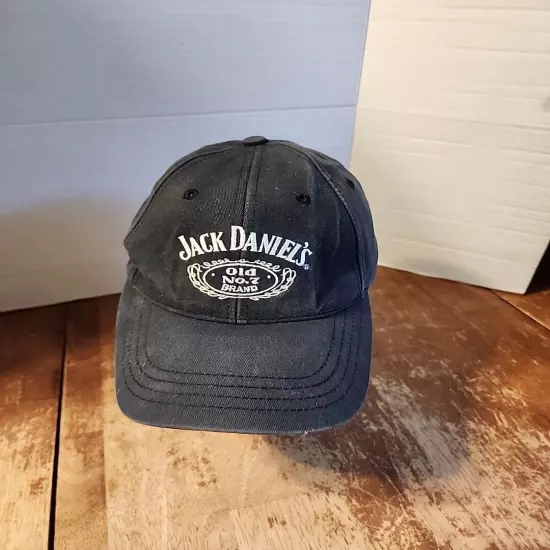 Jack Daniels Whiskey Black Dad Hat Cap Strap Back Old No 7 Pre-Owned H3 OSFM