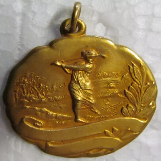 VINTAGE GOLF MEDAL WITH FEMALE GOLFER-I BELIEVE GOLD WASH