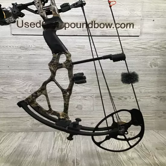 Bowtech BTX-31 50-60# 27"-30" draw camo