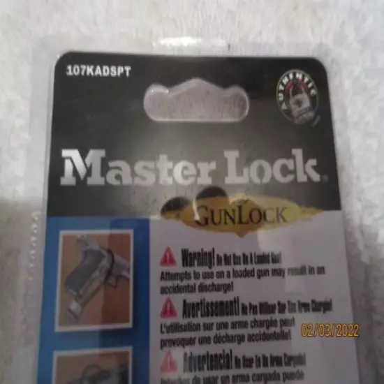 NEW Master Lock Gun Lock 107KADSPT Steel Padlock with Keys Braided Steel Cable