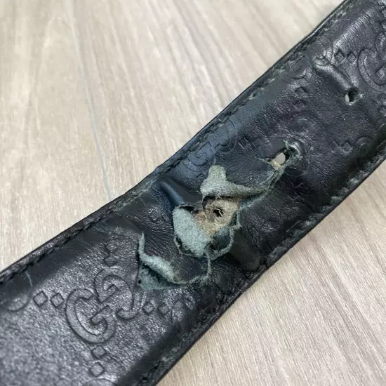 GUCCI Double G Buckle Leather Belt Men s