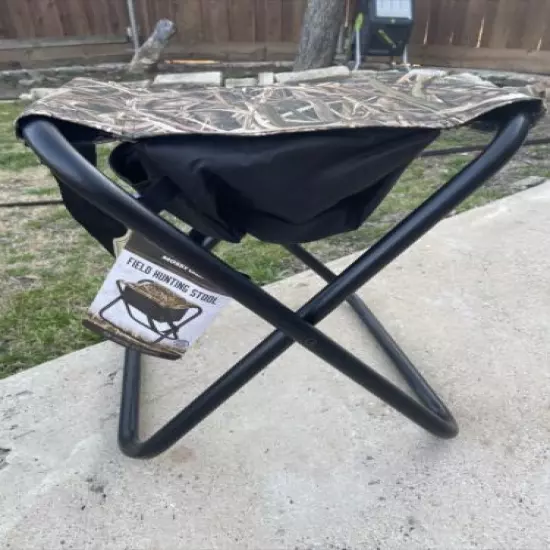 NEW Mossy Oak Foldable Field Hunting Stool; Underseat Storage 225lbs Capacity