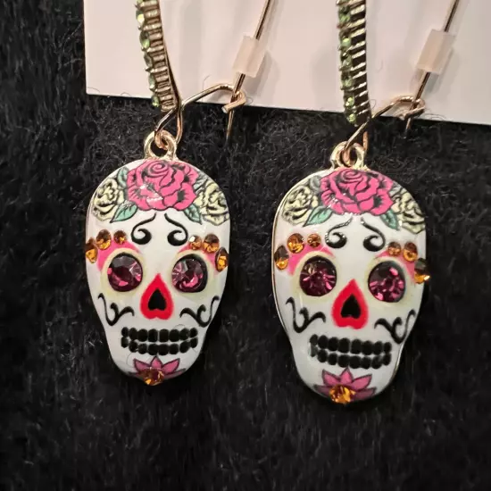 BETSEY JOHNSON HOLA TO LOVE Skull Hook Earrings *NWT*