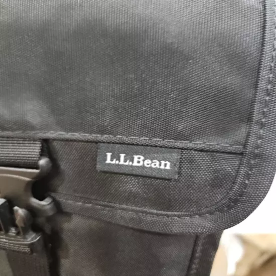 L.L. Bean Travel Bag Pouch Neck Wallet Documents ID