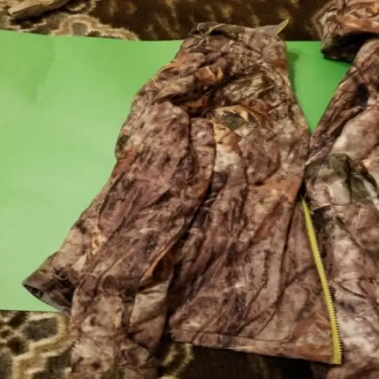 Cabelas Youth Insulation Camo Jacket Zonz Woodlands