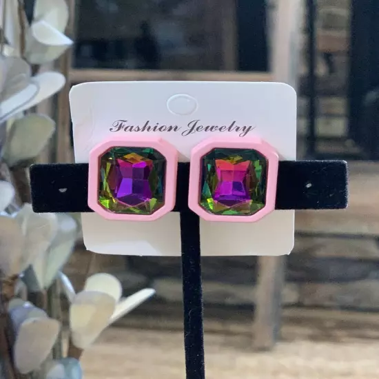 Color Changing Oil Spill Crystal Stone Earrings With Pink Frame (Brand New)