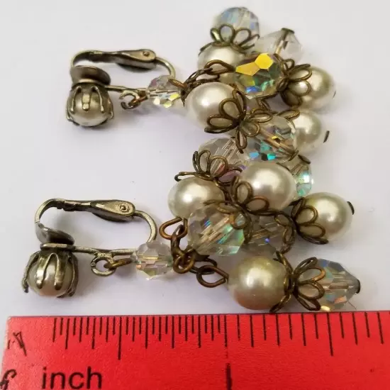 Vintage clip on crystal and pearl fashion dangle earrings in silvertone