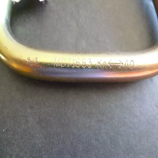 OMEGA - STEEL CARABINER - - # MD716S3 - NEW OLD STOCK -40 KN- MADE @ USA