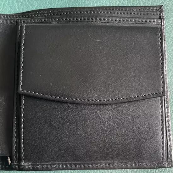 Vintage Hunting World Bifold Wallet