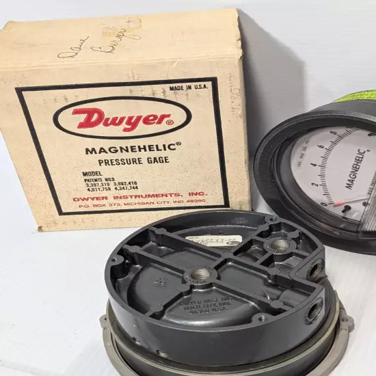 Lot of 4 Dwyer Magnehelic pressure gages w/ 3x measuring 0-20 in Hg, 1x 0-10PSI