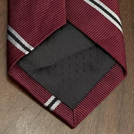 Brooklyn Industries Burgundy Hand Made 100% Silk Men’s Neck Tie Made In China