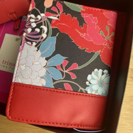 TRINA TURK Passport Cover Holder Luggage Tag Red Black Floral NIB