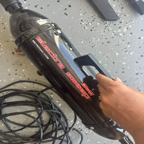 METROVAC Metropolitan Vacuum cleaner ES-109T Electrasweep Handheld Workshop