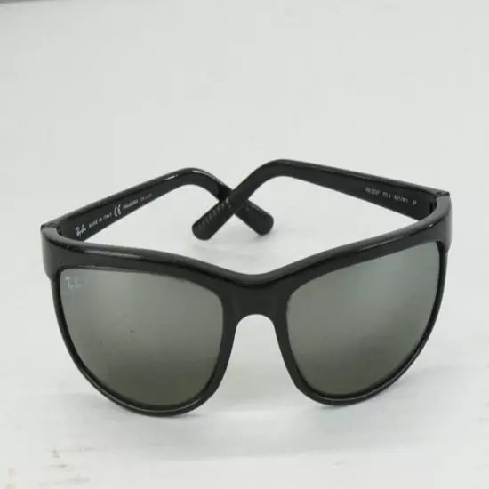 Used Ray Ban RB2027 PREDATOR 2 601/W1 3P Polarized Black Frame Dark Grey Lenses