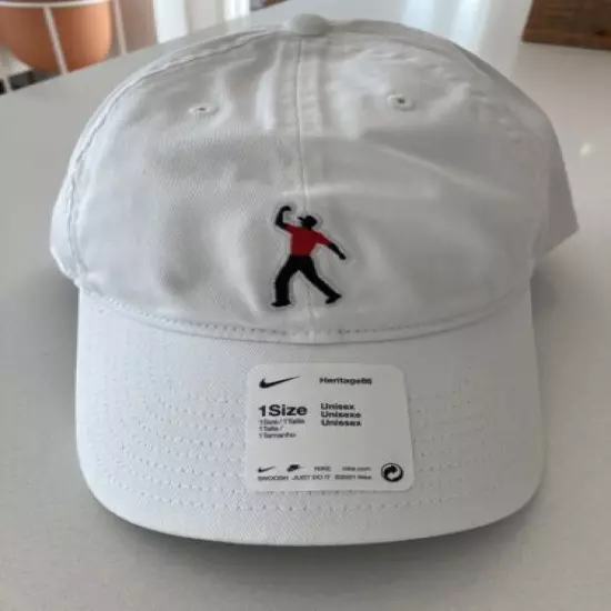 Nike Heritage86 Tiger Woods Fist Pump Golf Hat DA3317-100 VERY RARE!