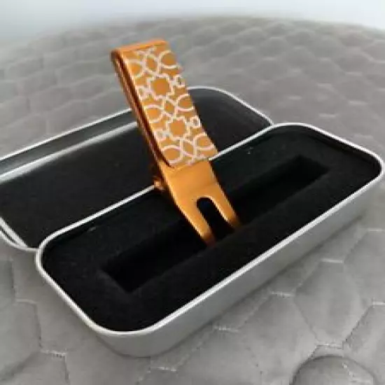 scotty cameron orange dog wallpaper houndstooth pivot divot tool