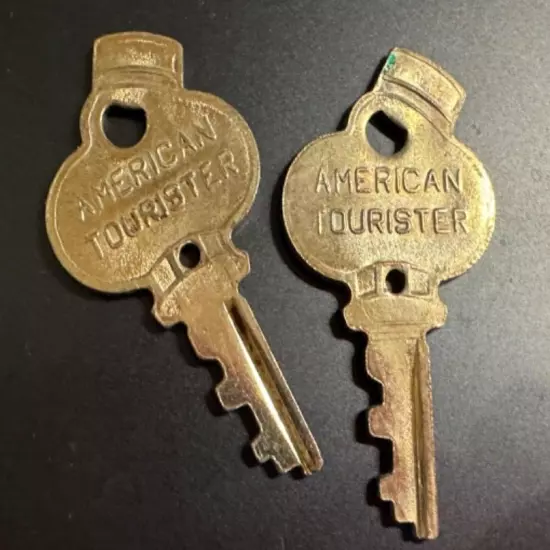 Vintage American Tourister 3 Pairs Smiling Bellhop Keys & 1 Lock, Key Set -8 pcs