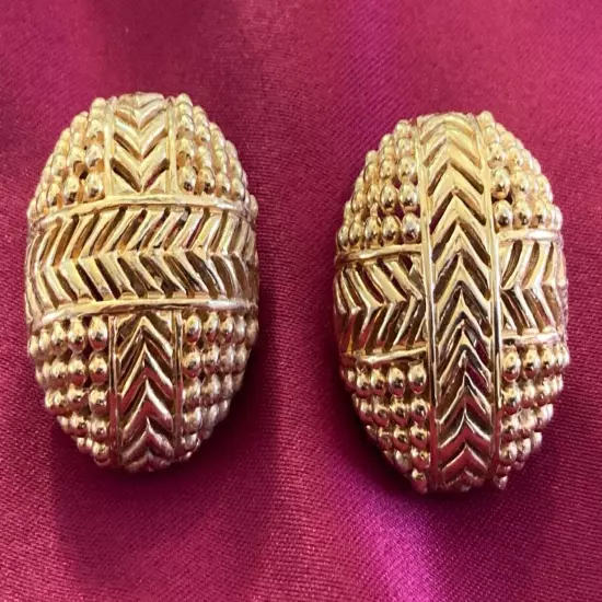 CINER Clip-on Earrings Textured Dome Statement Glossy Gold Tone Vintage