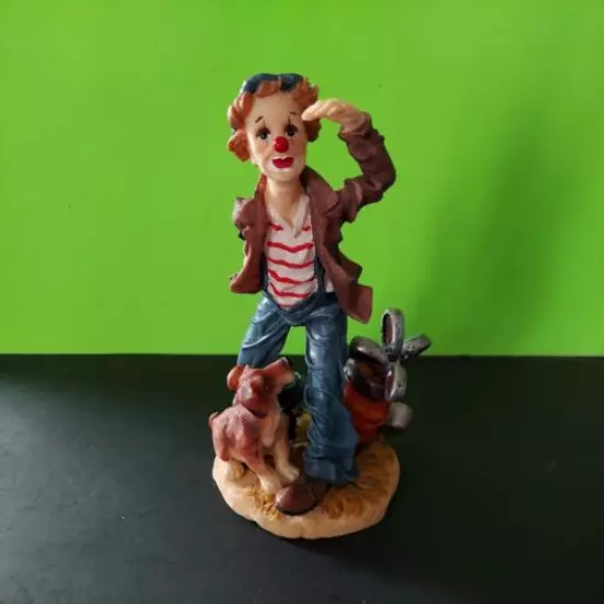 clown & dog golfing figurine statue