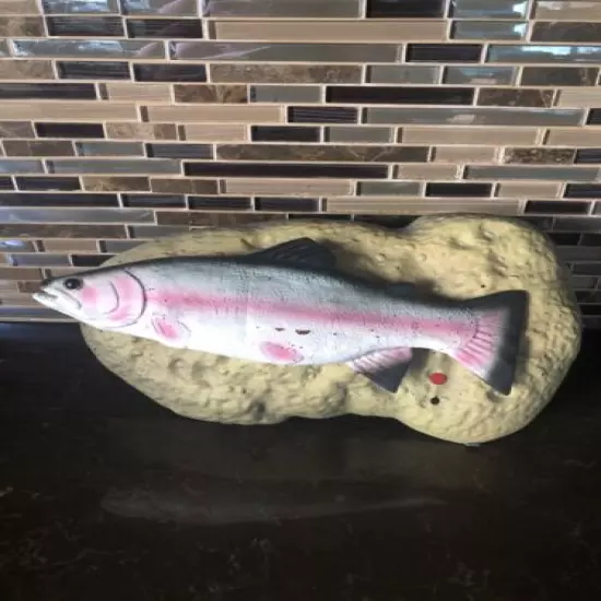 The Singing Fish ‘99 Trout Fishing Man Cave Sings “Doo wa ditty” “Rock The Boat”