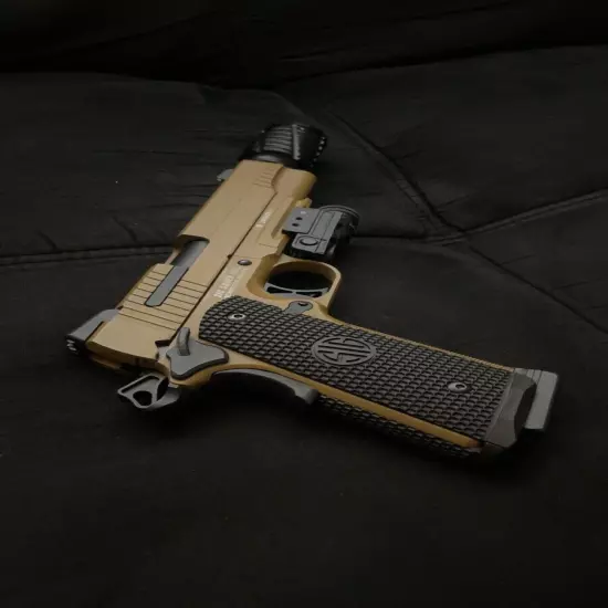 Sig Sauer 1911 Emperor ￼scorpion