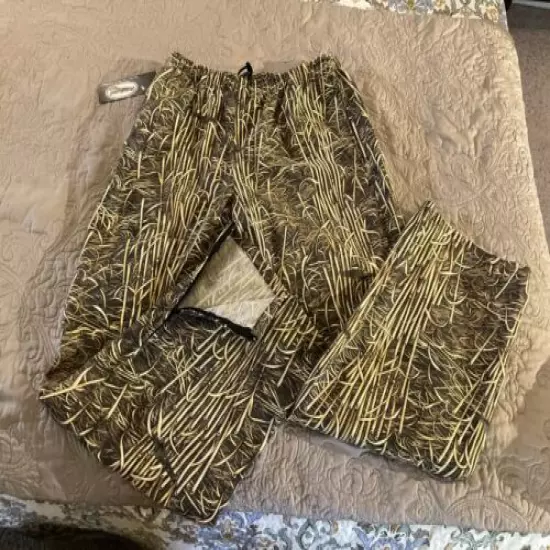 FarmLand Camouflage Men's Pants, size L, NEW WITH TAGS, marshgrass pattern