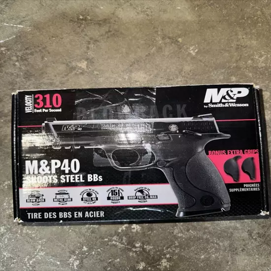 Smith & Wesson M&P 40 .177 Caliber BB Gun Air Pistol - Easy to control Pistol