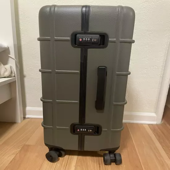 the north face All Weather 4 Wheeler Luggage 30”